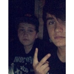 Meet your Posher, Daemon